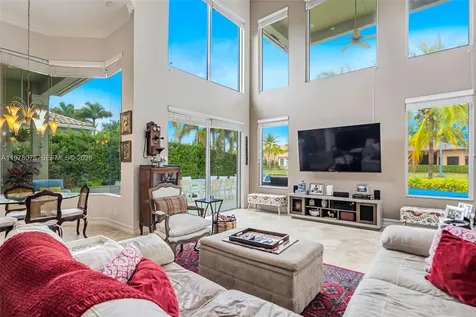 10221 Blue Palm Street Plantation FL 33324
