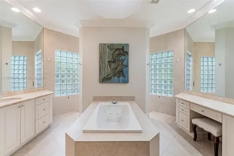 10221 Blue Palm Street Plantation FL 33324