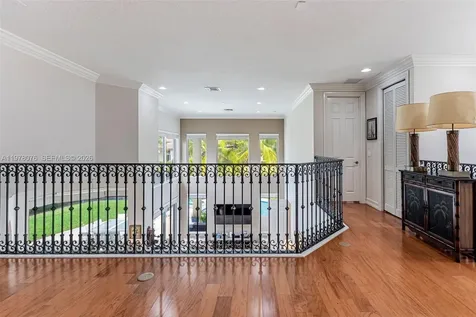 10221 Blue Palm Street Plantation FL 33324