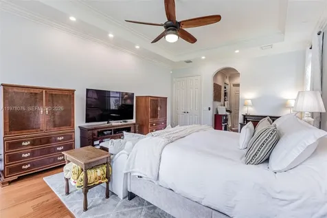 10221 Blue Palm Street Plantation FL 33324
