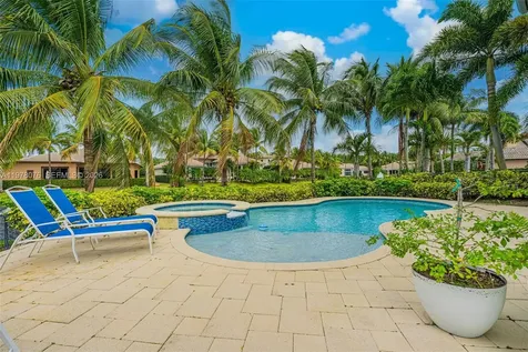 10221 Blue Palm Street Plantation FL 33324