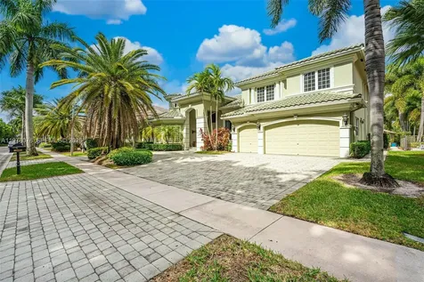 10221 Blue Palm Street Plantation FL 33324