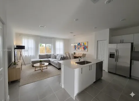 300 SE 10th Court Florida City FL 33034