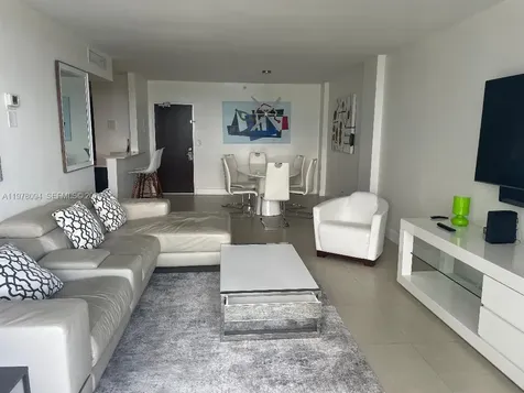 1500 Bay Road Miami Beach FL 33139