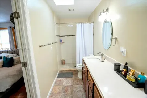 2304 SE 8th Terrace Cape Coral FL 33990