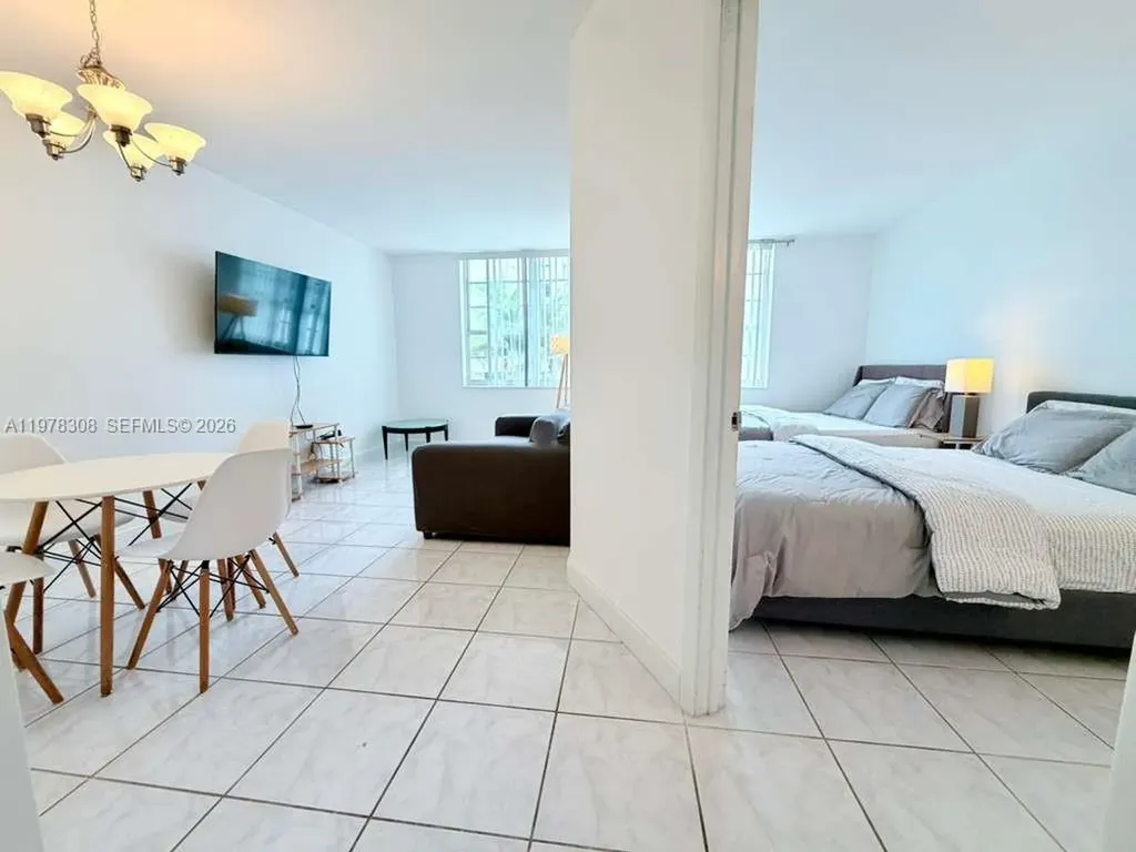 100 Lincoln Road Miami Beach FL 33139