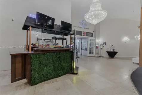5445 Collins Avenue Miami Beach FL 33140