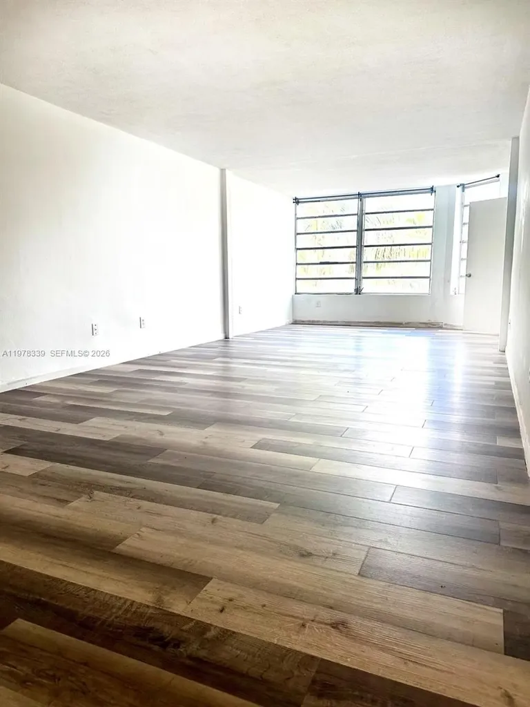 1501 NE 191st Street Miami FL 33179