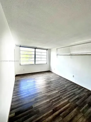 1501 NE 191st Street Miami FL 33179