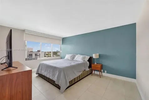1000 West Avenue Miami Beach FL 33139
