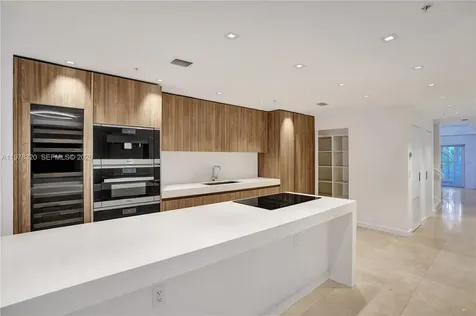 1415 Sunset Harbour Drive Miami Beach FL 33139