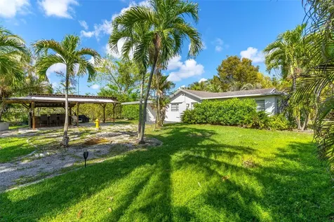 23400 SW 142nd Avenue Homestead FL 33032