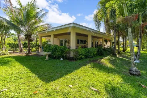 23400 SW 142nd Avenue Homestead FL 33032