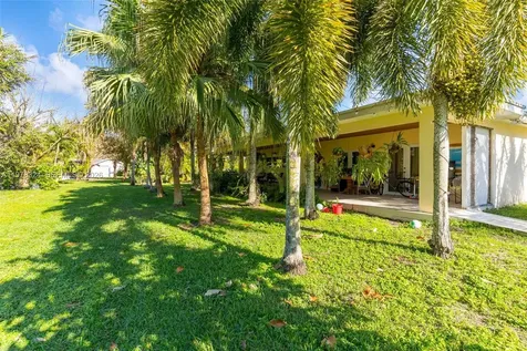 23400 SW 142nd Avenue Homestead FL 33032