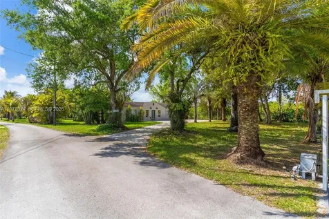 23400 SW 142nd Avenue Homestead FL 33032