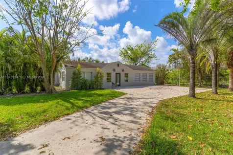 23400 SW 142nd Avenue Homestead FL 33032