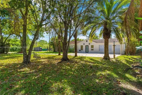 23400 SW 142nd Avenue Homestead FL 33032