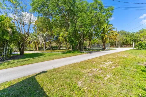 23400 SW 142nd Avenue Homestead FL 33032