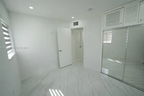 10381 SW 32nd Street Miami FL 33165