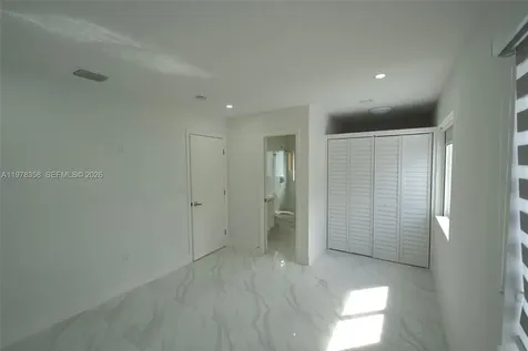 10381 SW 32nd Street Miami FL 33165
