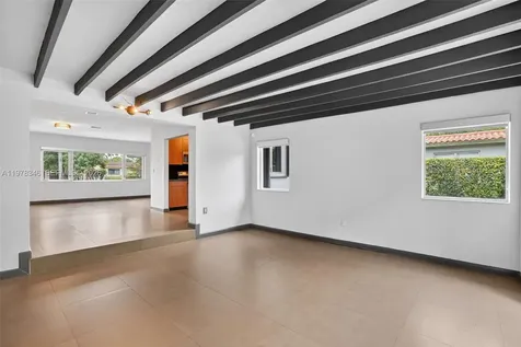 425 NE 114th Street Miami FL 33161