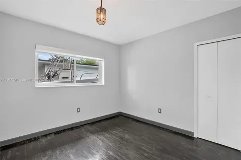 425 NE 114th Street Miami FL 33161