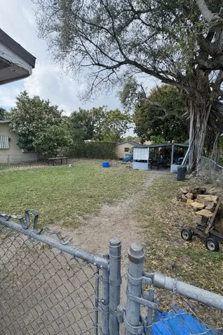 330 NW 23rd Court Miami FL 33125