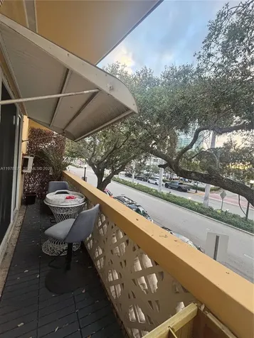 75 Washington Avenue Miami Beach FL 33139