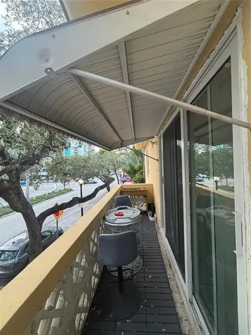 75 Washington Avenue Miami Beach FL 33139