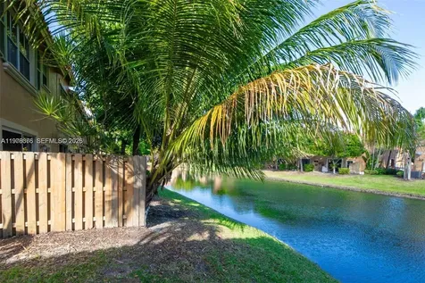 4942 Windward Way Dania Beach FL 33312