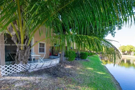 4942 Windward Way Dania Beach FL 33312