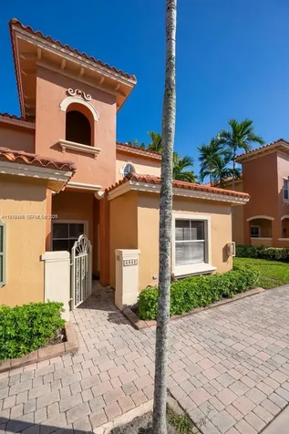 4942 Windward Way Dania Beach FL 33312