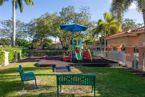 4942 Windward Way Dania Beach FL 33312