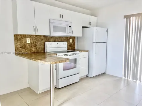 2740 W 62nd Street Hialeah FL 33016