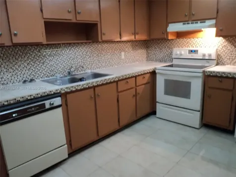 1301 NE 7th Street Hallandale Beach FL 33009