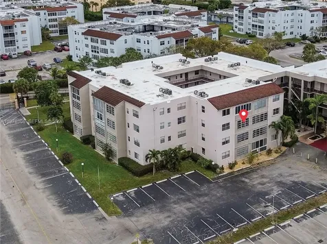 2821 Somerset Drive Lauderdale Lakes FL 33311