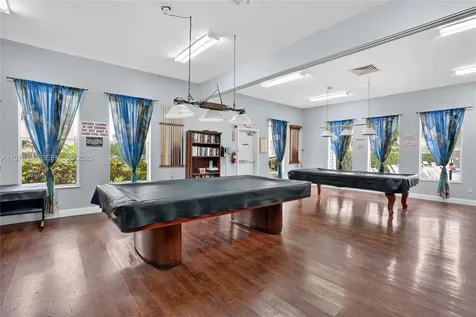 2821 Somerset Drive Lauderdale Lakes FL 33311