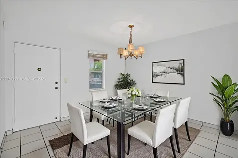 2821 Somerset Drive Lauderdale Lakes FL 33311