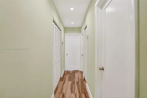 7016 SW 103rd Place Miami FL 33173