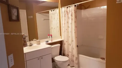 17150 N Bay Road Sunny Isles Beach FL 33160
