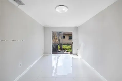 2862 SW 38th Court Miami FL 33134