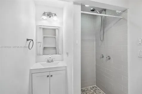 2862 SW 38th Court Miami FL 33134
