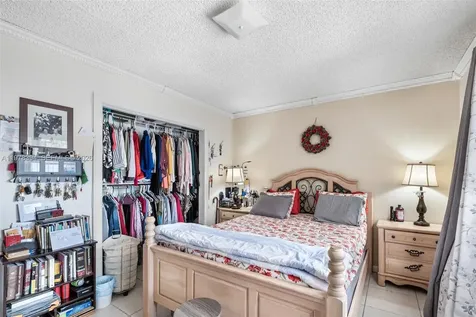 2862 SW 38th Court Miami FL 33134