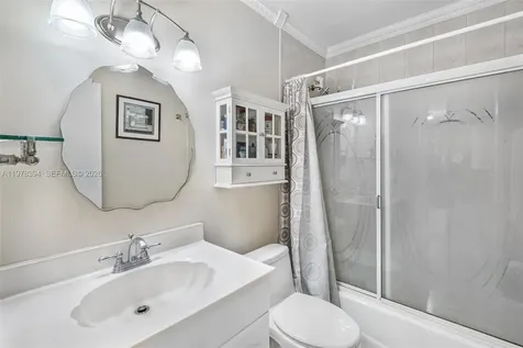 2862 SW 38th Court Miami FL 33134