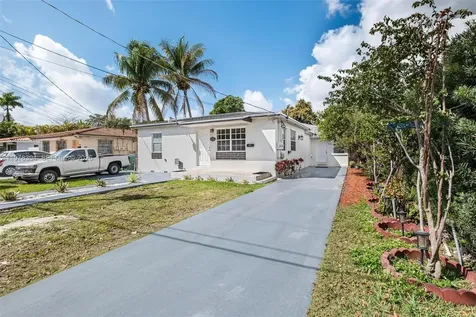 2862 SW 38th Court Miami FL 33134