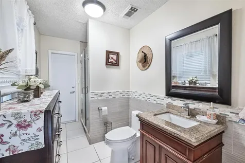 2862 SW 38th Court Miami FL 33134