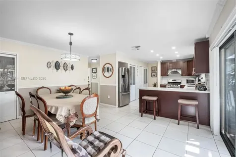 2862 SW 38th Court Miami FL 33134