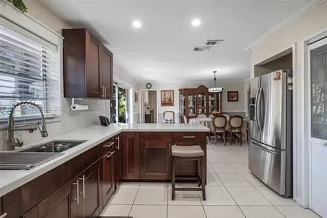 2862 SW 38th Court Miami FL 33134