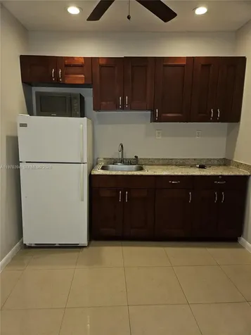 2862 SW 38th Court Miami FL 33134