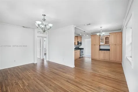 2862 SW 38th Court Miami FL 33134